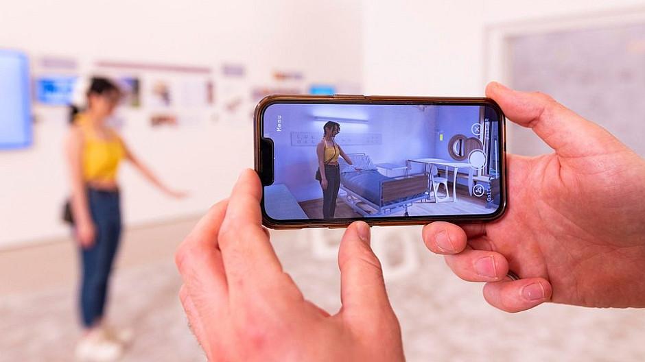 Bandara: Ausstellungsbesuch mit erweiterter Realität