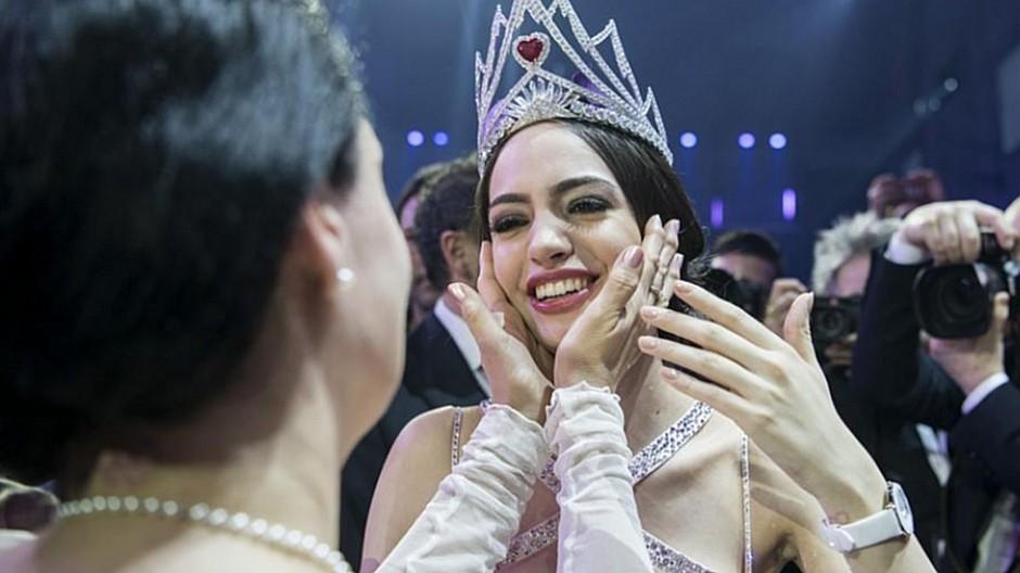 Jastina Doreen Riederer: Miss Schweiz hat Chancen vor Arbeitsgericht