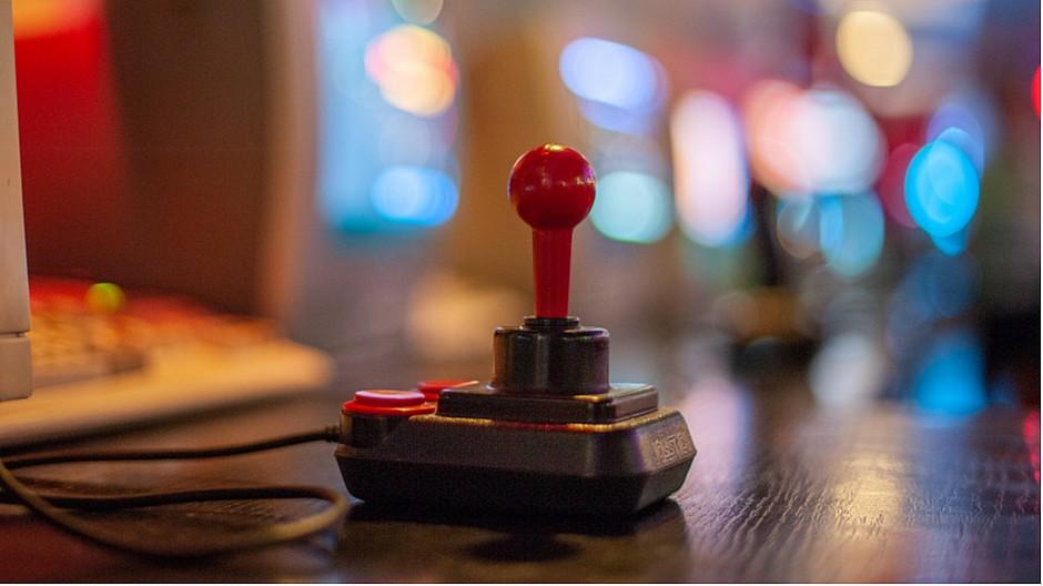 Filme und Games: Nationalrat ist für verbindliche Jugendschutzregeln