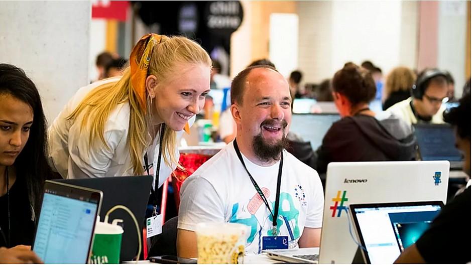 Online-Hackathon in Zürich: Tech-Spezialisten suchen nach Lösungen