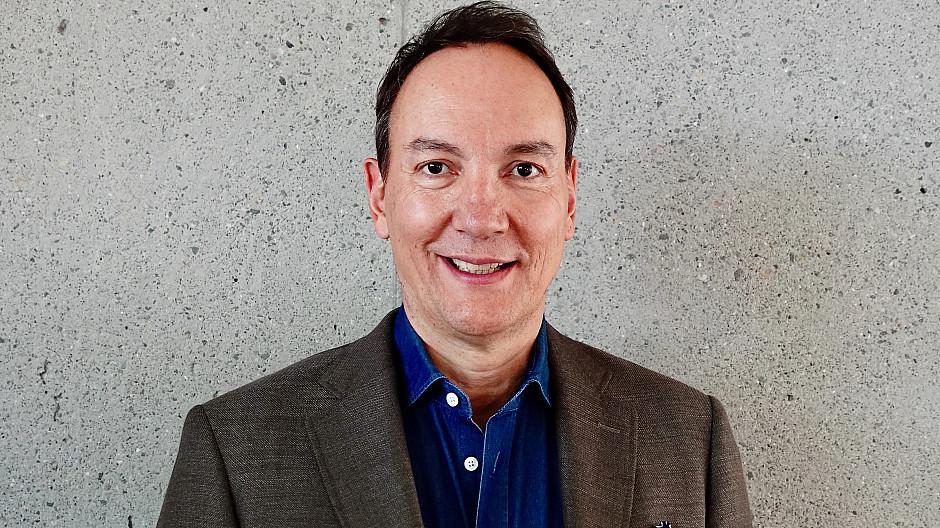 Publicis Groupe Zürich: Peter van der Touw nimmt den Hut