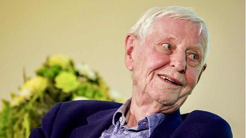 Hans Magnus Enzensberger: Poetisches Dementi auf Nachruf