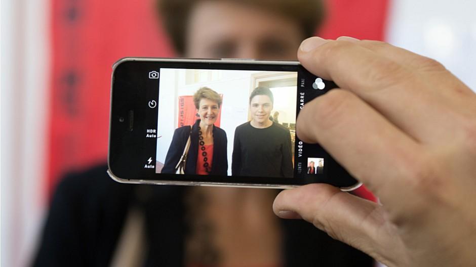 Social Media: Regeln für bundesrätliche Tweets und Posts