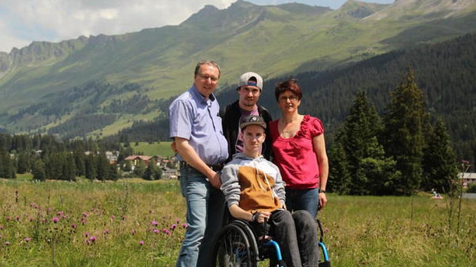 100days: Rekordspenden für gelähmten Dario