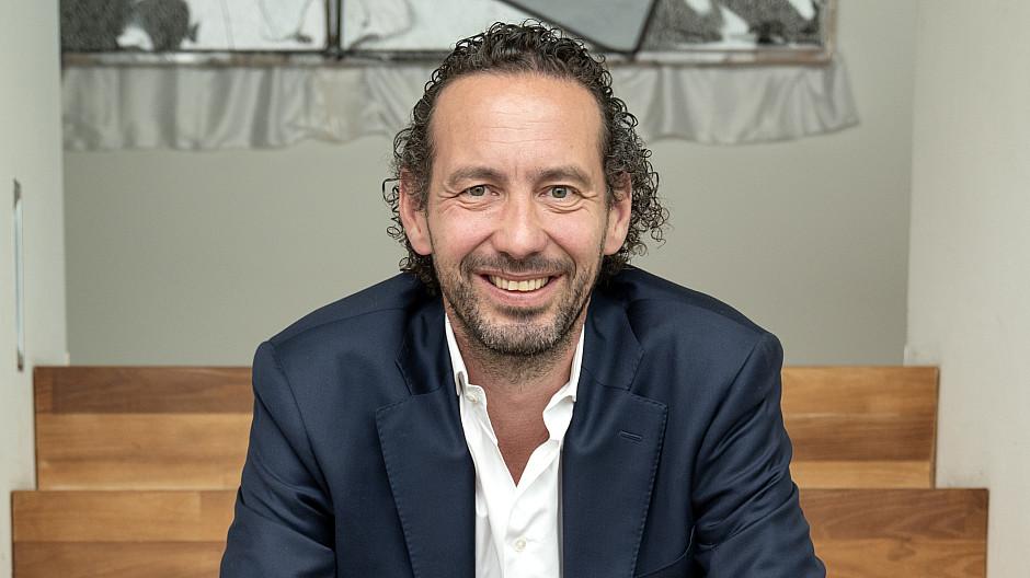 Stiftung Elternsein: Robin Lingg übernimmt Ratspräsidium