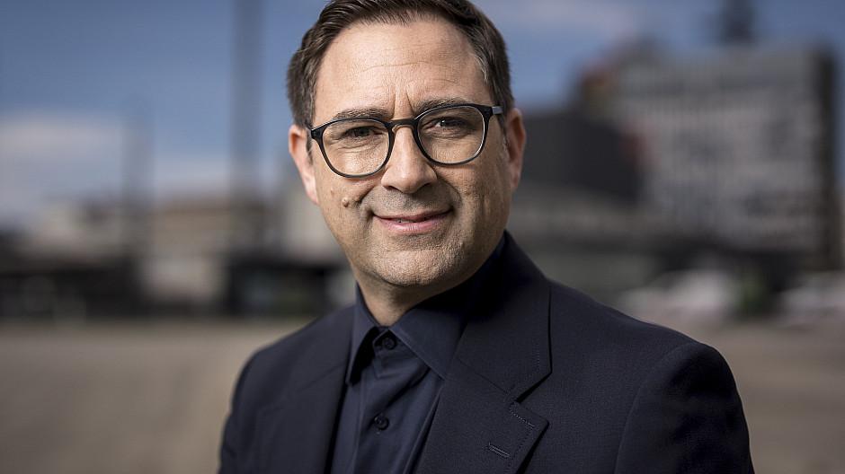 SRF: So verteidigt Roger Elsener Sparkurs und Entlassungen