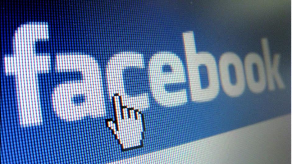 Facebook: Russische Aufsichtsbehörde droht mit Sperre