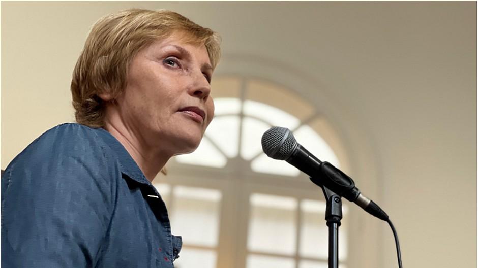 Ukraine-Krieg: Russische Journalistin kritisiert Propaganda