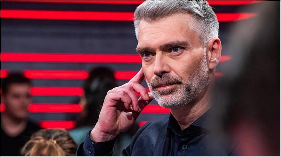 SRF Focus: Sandro Brotz spricht über Hass im Netz