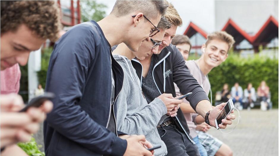 Digitalswitzerland: Schüler sollen Regie über Apps und Co. führen