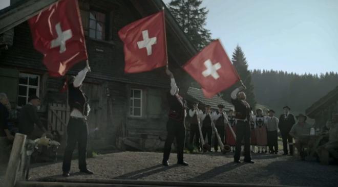 Schweiz Tourismus: Fahnenschwingen, Jodel und Alphorn