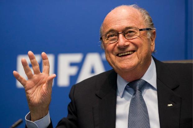 Fifa: "The Weekly" in Latein als Mitbringsel für den Papst