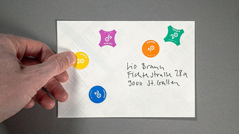 Alltag Agentur: So werden Briefe und Pakete farbig
