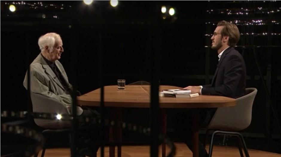Muschgs Auschwitz-Aussage: SRF-Moderator Yves Bossart entschuldigt sich