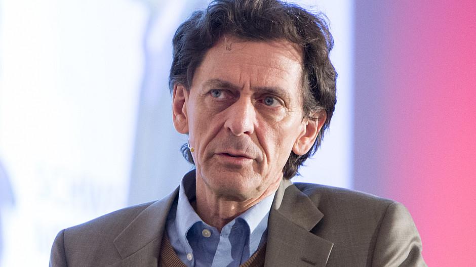 NZZ: «Über den eigenen Chef zu schreiben ist heikel bis unmöglich»