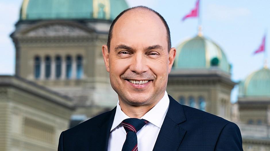 SRF: Urs Leuthard leitet TV-Bundeshausredaktion