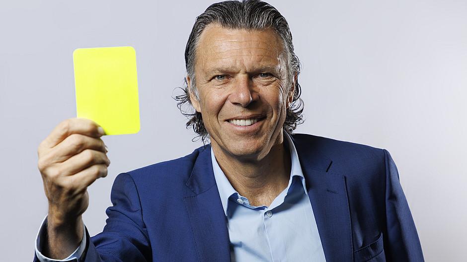 Blick: Urs Meier wird Schiedsrichter-Experte