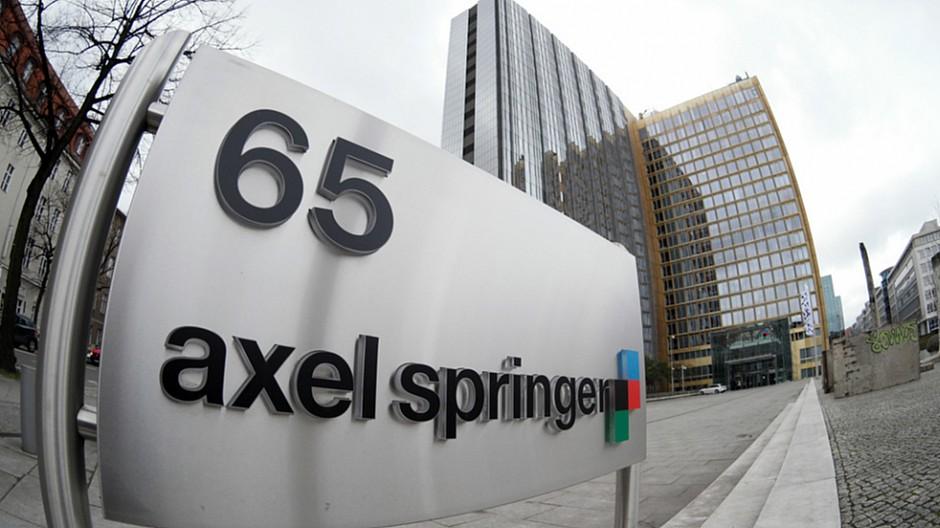 Axel Springer: Verlag wird um- und Stellen werden abgebaut