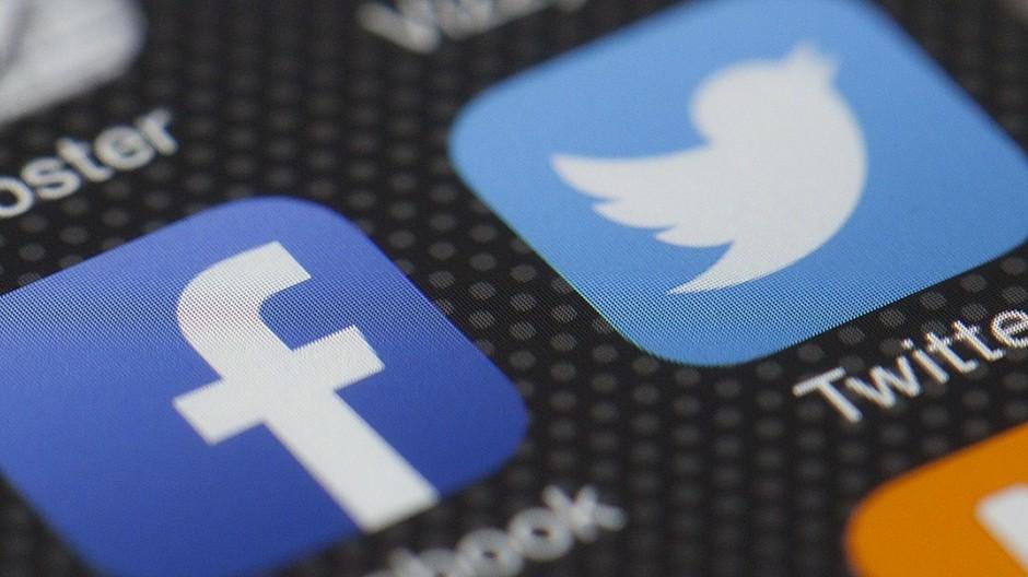Facebook, Twitter & Co.: Verlage und Journalisten fordern Sanktionen