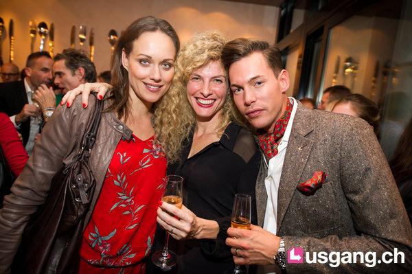 Schmuklerski: VIP-Gäste feiern den Start von Esshalle, Weinhandlung & Bar