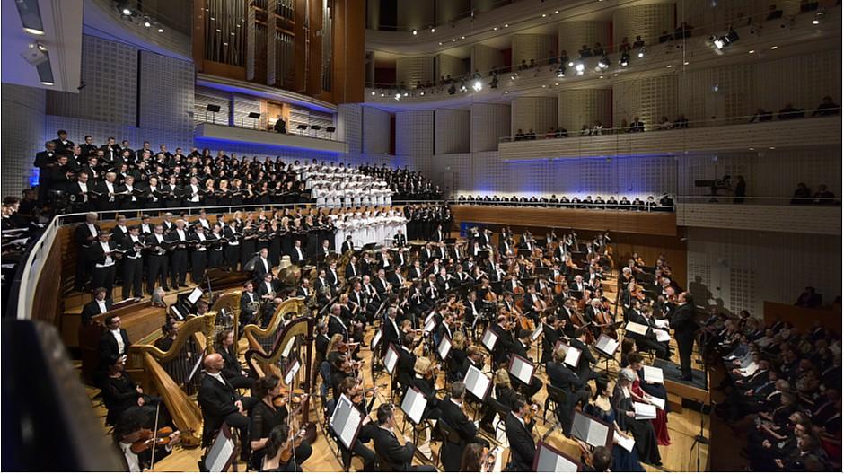 Lucerne Festival: Vom KKL live auf YouTube und Facebook