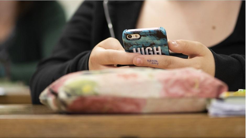 Datenschutz: WhatsApp und Co. gehören nicht an die Schulen