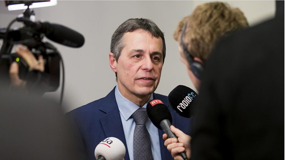 Journalismus vs. PR: Journalisten sollten Medienstellen ignorieren