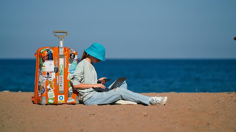 Onlinewerbung: Wertlose Anzeigen in der Ferienlektüre