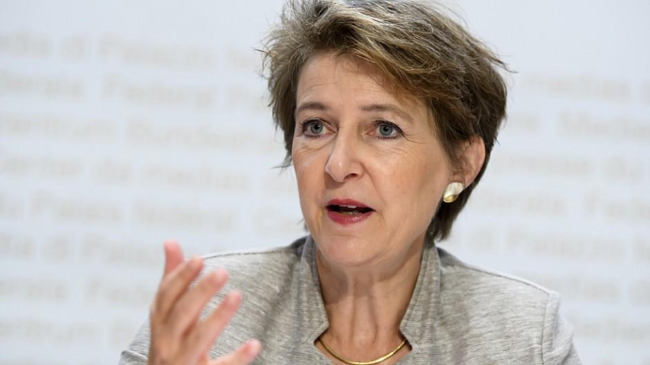 Radio- und Fernsehgesetz: Will Sommaruga auf Mediengesetz verzichten?