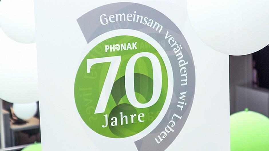 Evoq: Wenn der Hörgeräteanbieter Jubiläum feiert