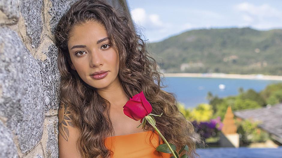 Die Bachelorette: Yara Buol verteilt Rosen in Thailand