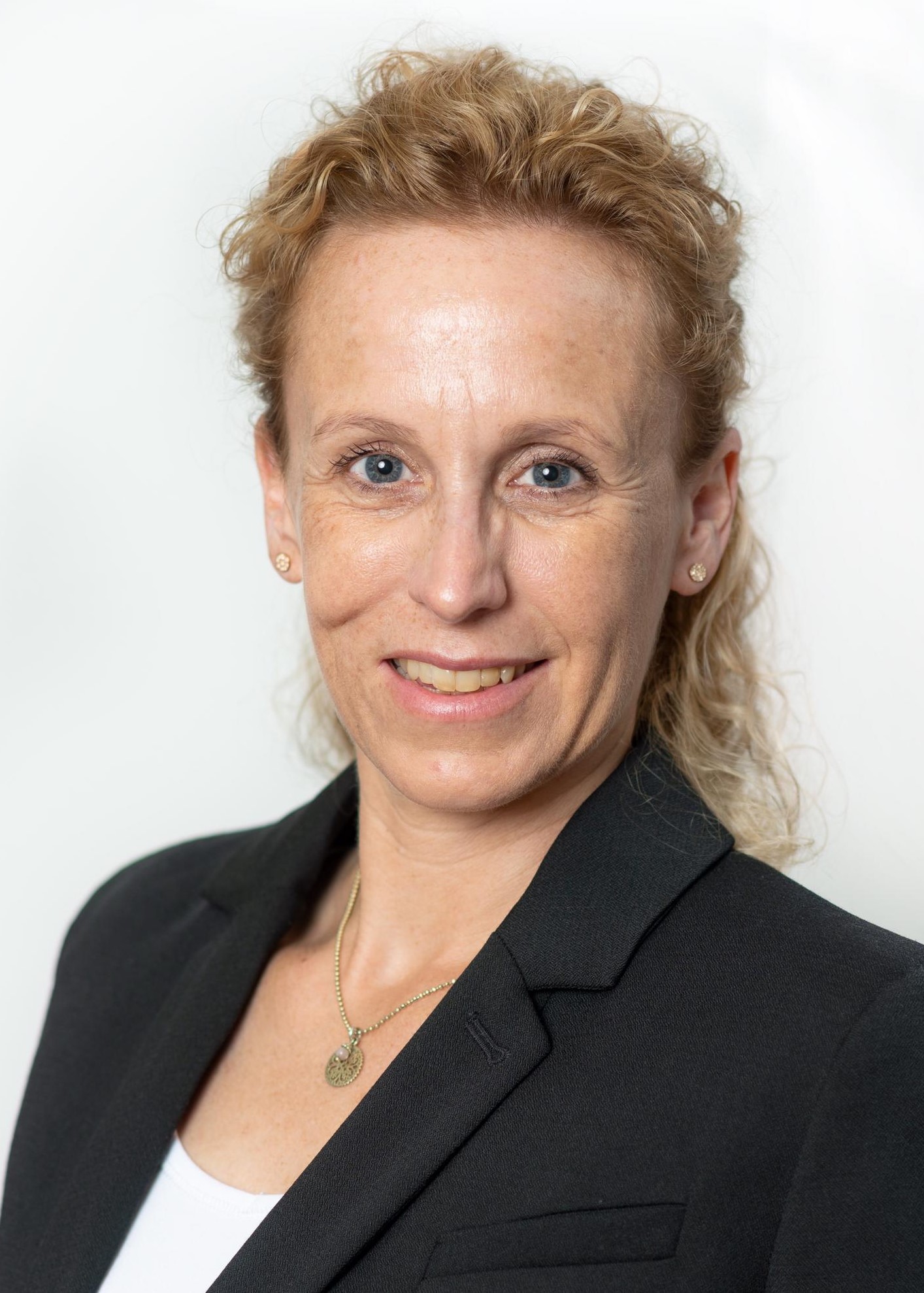 Nicole-Buechel