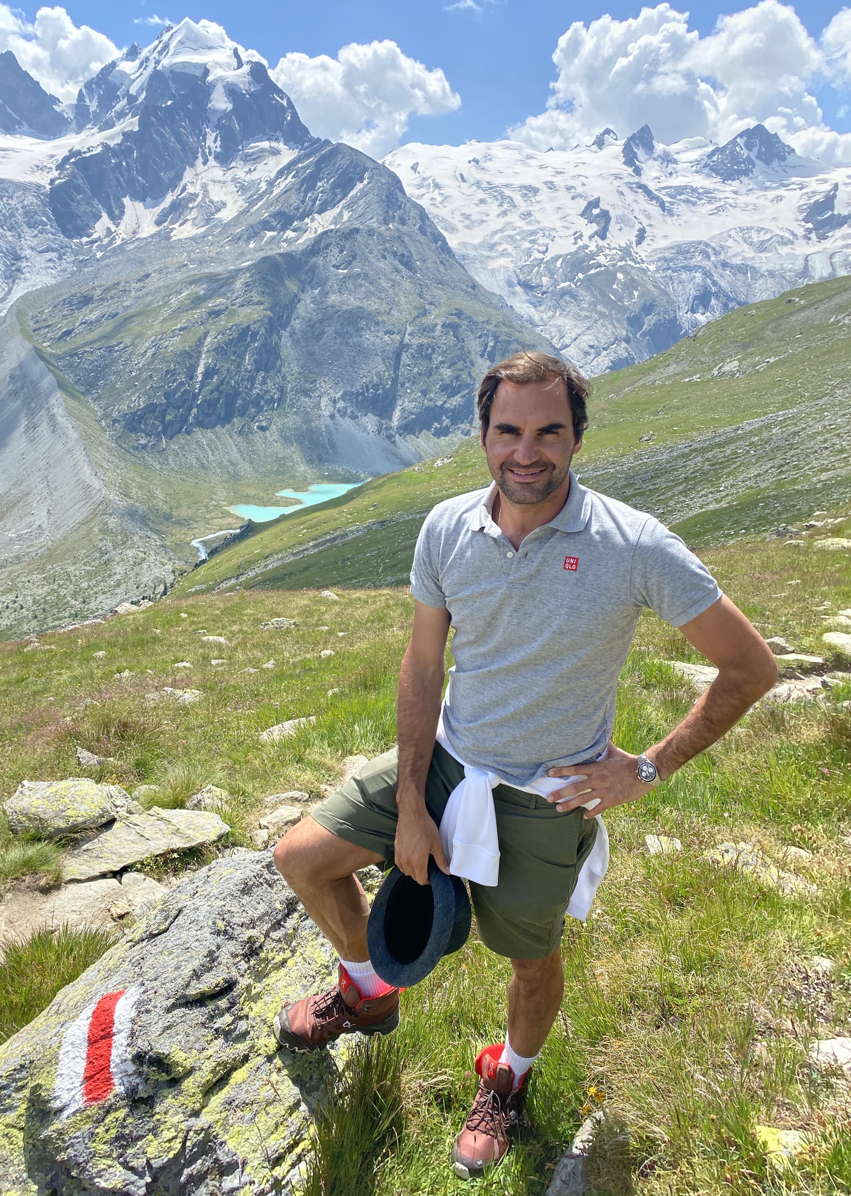 RF hiking Swiss Alps; ©Roger Federer