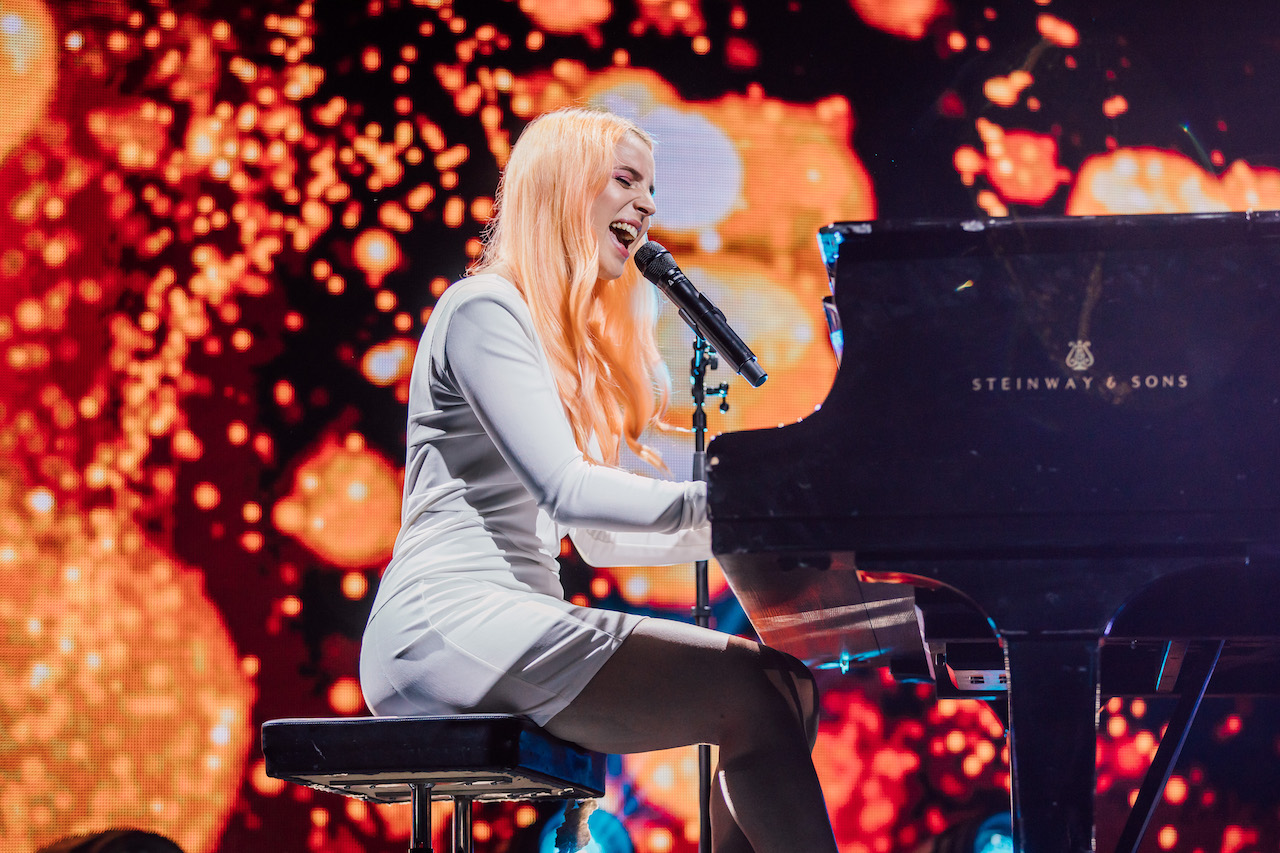 anna_smith_talent