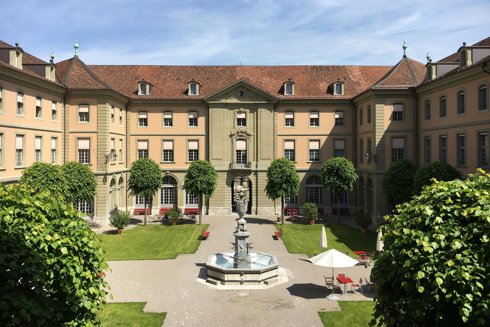 scholtysik_berner_generationenhaus_innenhof Kopie